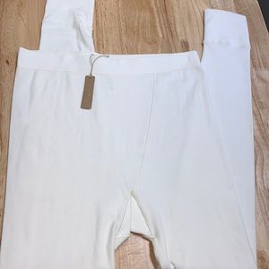 NWT SKIMS Bone Legging